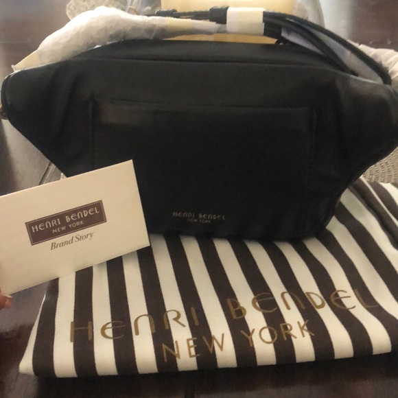 Henri Bendel - Picture 3 of 3